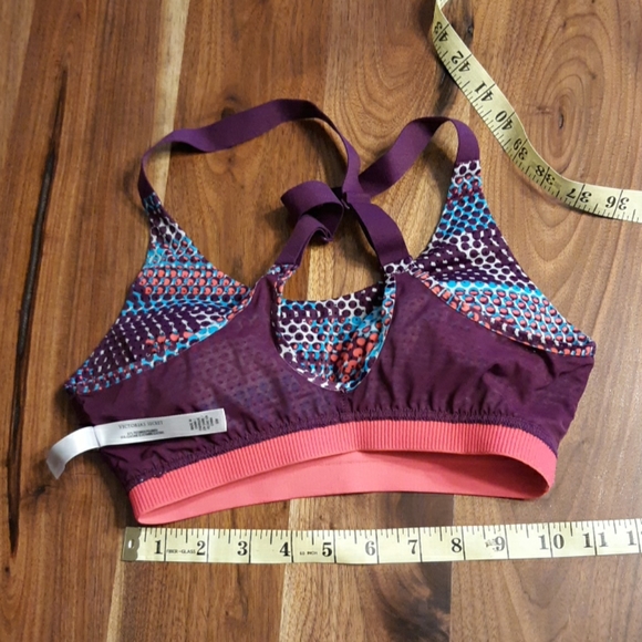 Victoria's Secret Sports Bra - Picture 5 of 7